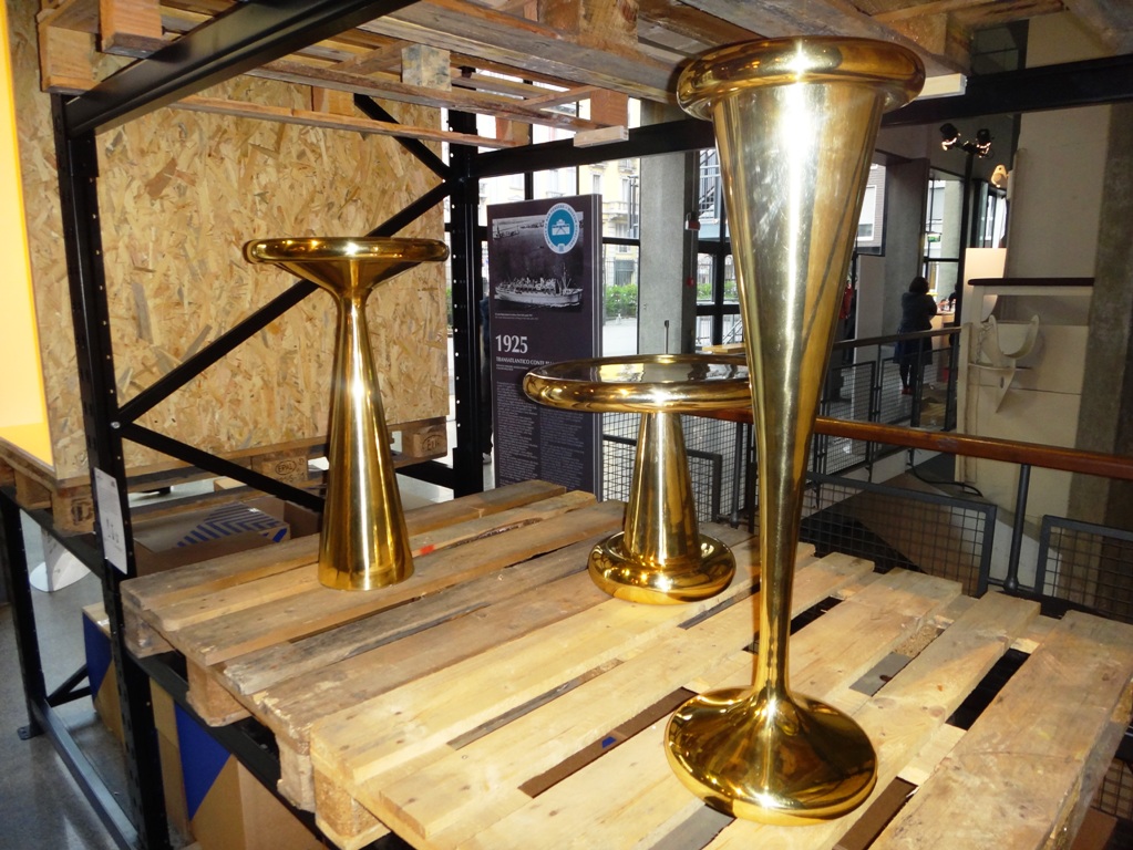 创意安博网页版 - 附件|花器|办公安博网页版|安博anbo（中国）安博网页版|旋转香槟杯