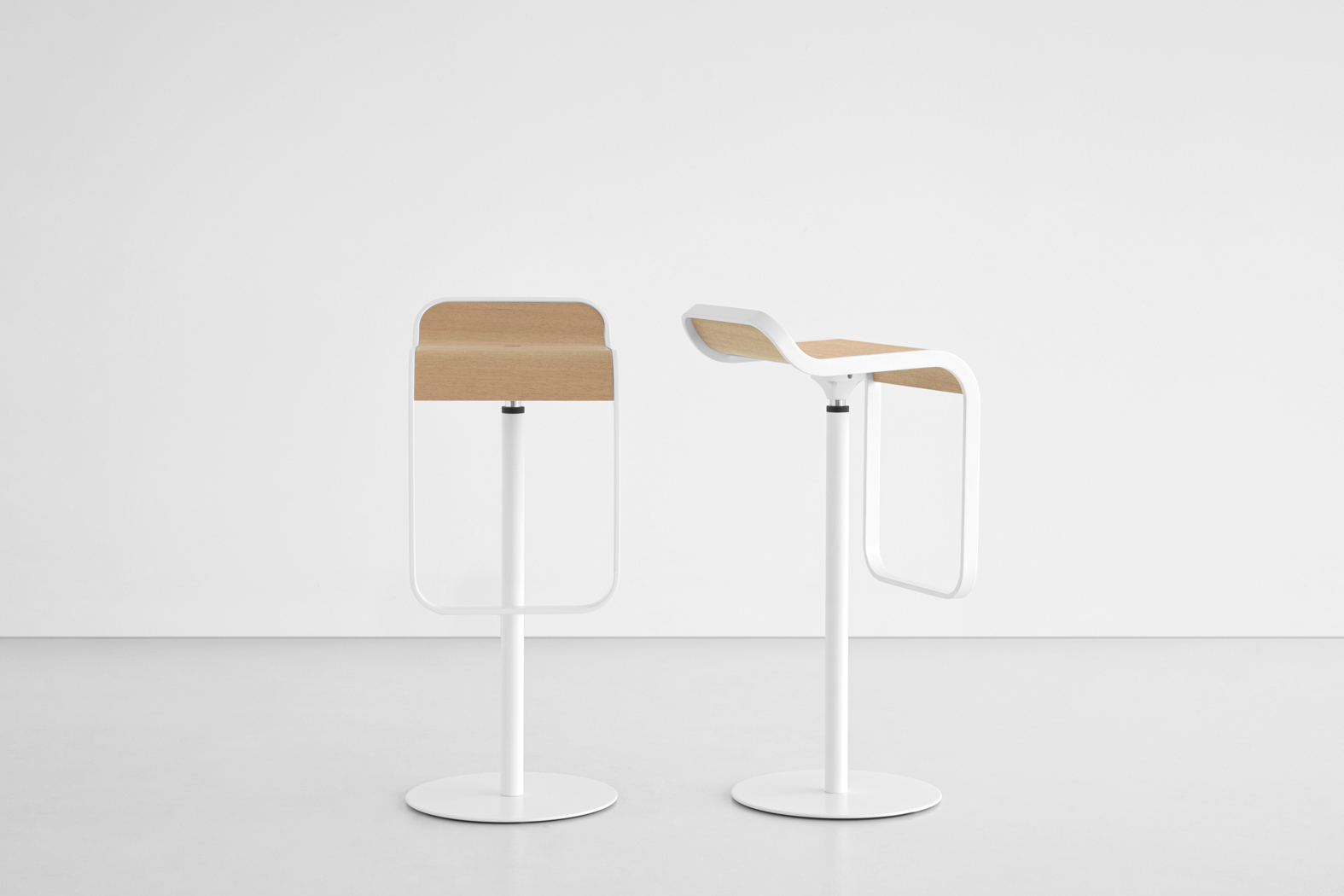 创意安博网页版 - 坐具|吧椅/凳子|办公安博网页版|安博anbo（中国）安博网页版|LEM 凳/吧椅