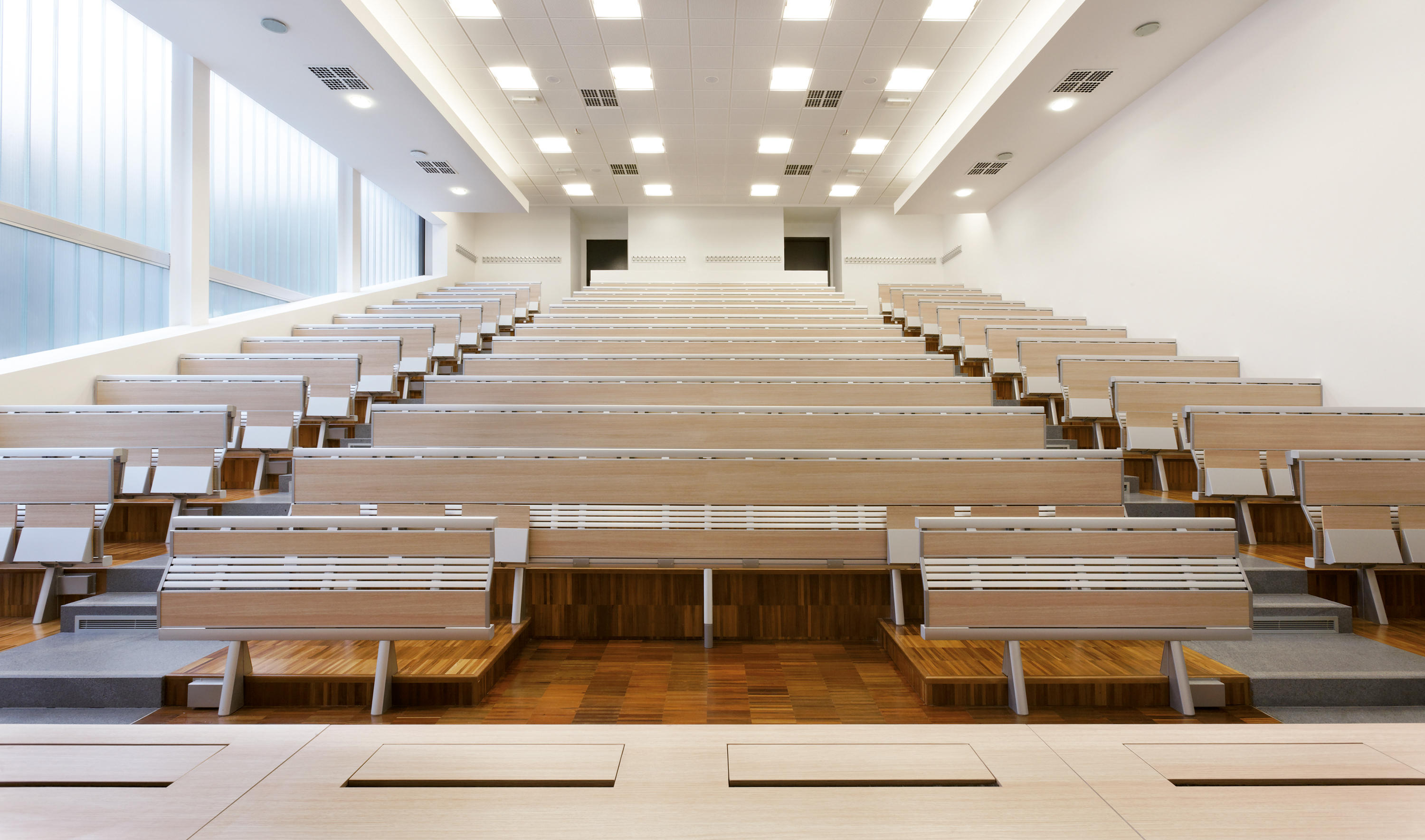 学校安博网页版|阶梯教室桌椅|办公安博网页版|安博anbo（中国）安博网页版|跑步者