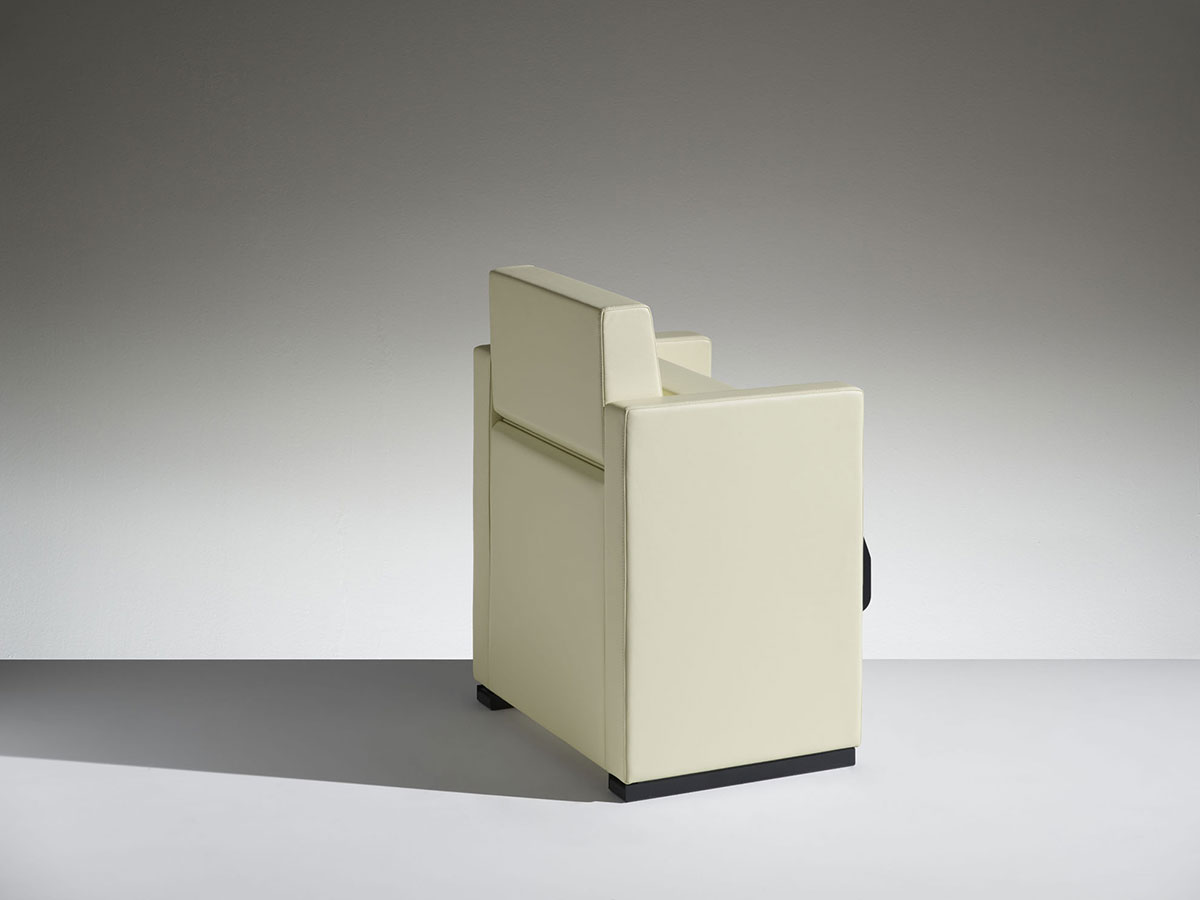 公共座椅|礼堂椅、报告厅椅|办公安博网页版|安博anbo（中国）安博网页版|穆拉