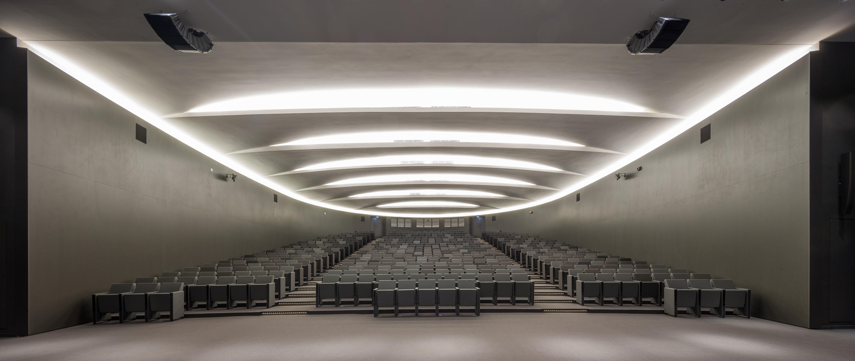 公共座椅|礼堂椅、报告厅椅|办公安博网页版|安博anbo（中国）安博网页版|C100 剧院/礼堂椅