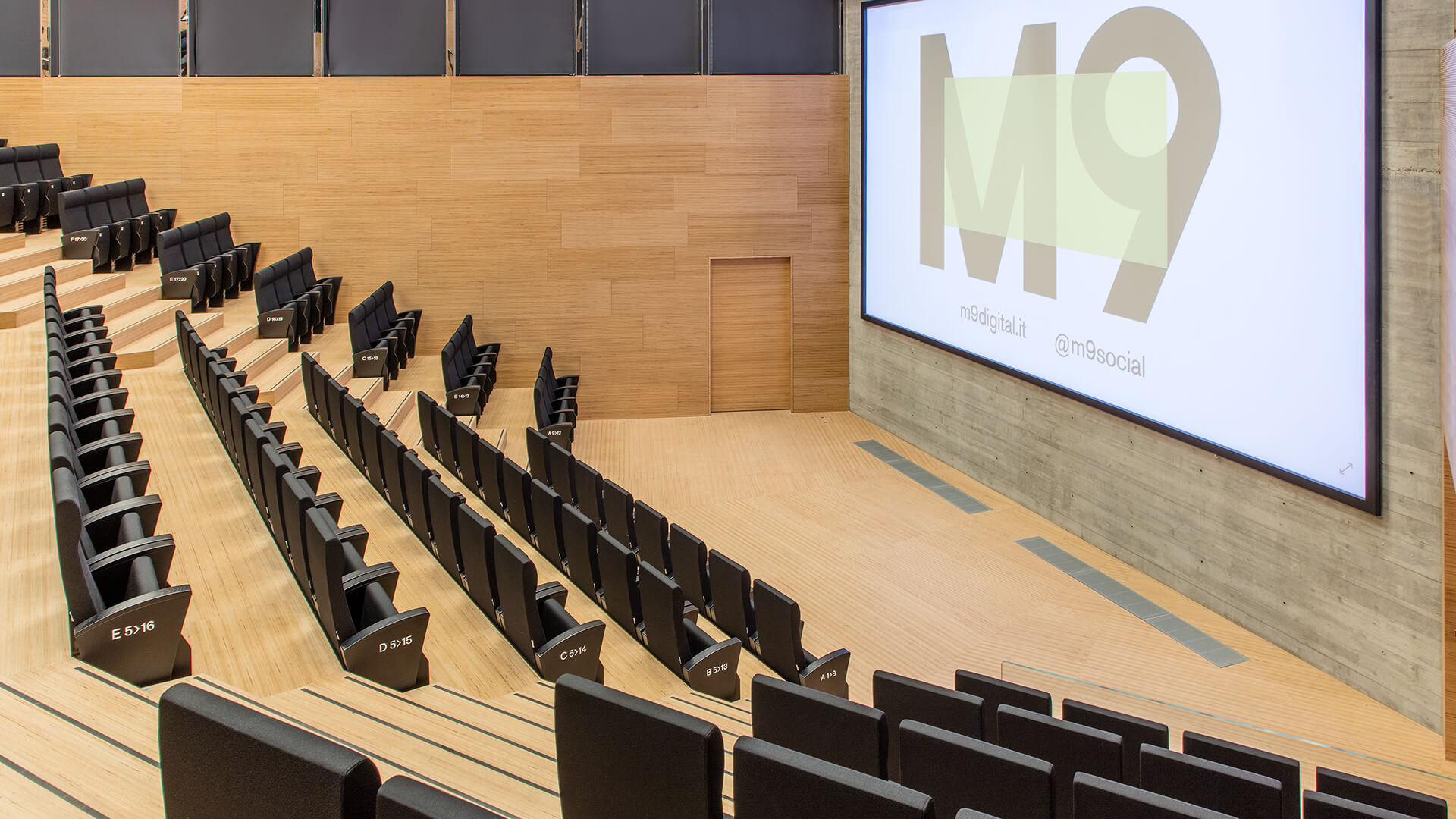 公共座椅|礼堂椅、报告厅椅|办公安博网页版|安博anbo（中国）安博网页版|Unica 剧院/礼堂椅