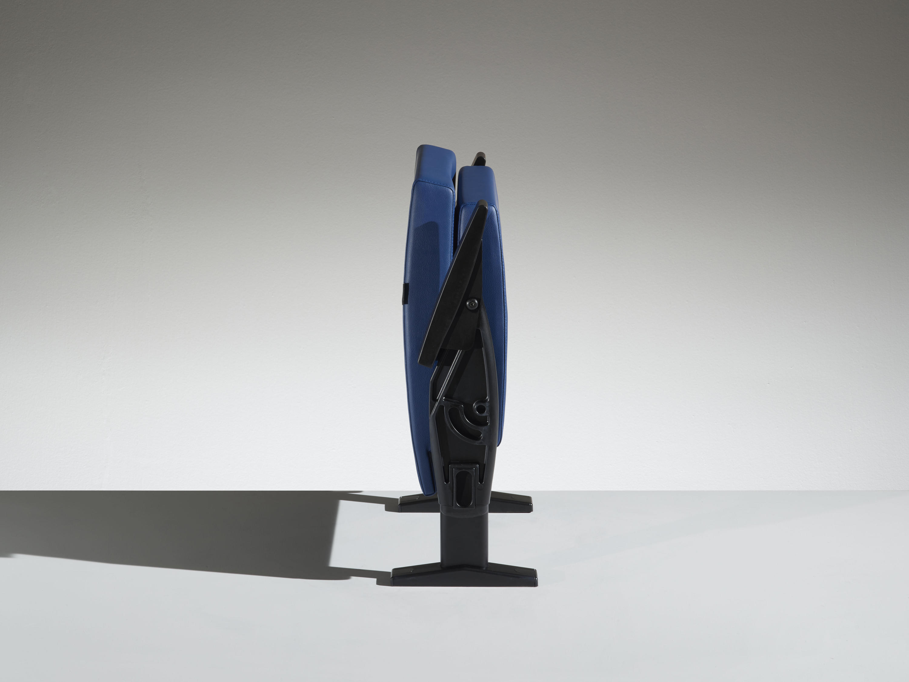 公共座椅|礼堂椅、报告厅椅|办公安博网页版|安博anbo（中国）安博网页版|Futura 剧院/礼堂椅