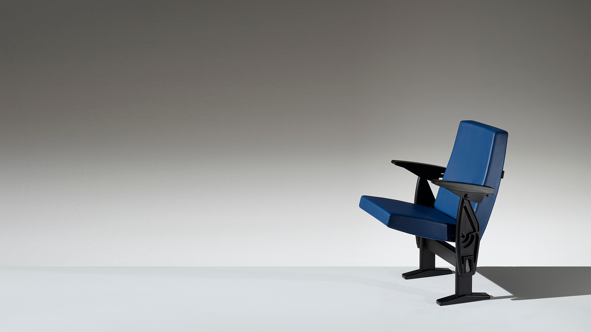 公共座椅|礼堂椅、报告厅椅|办公安博网页版|安博anbo（中国）安博网页版|Futura 剧院/礼堂椅