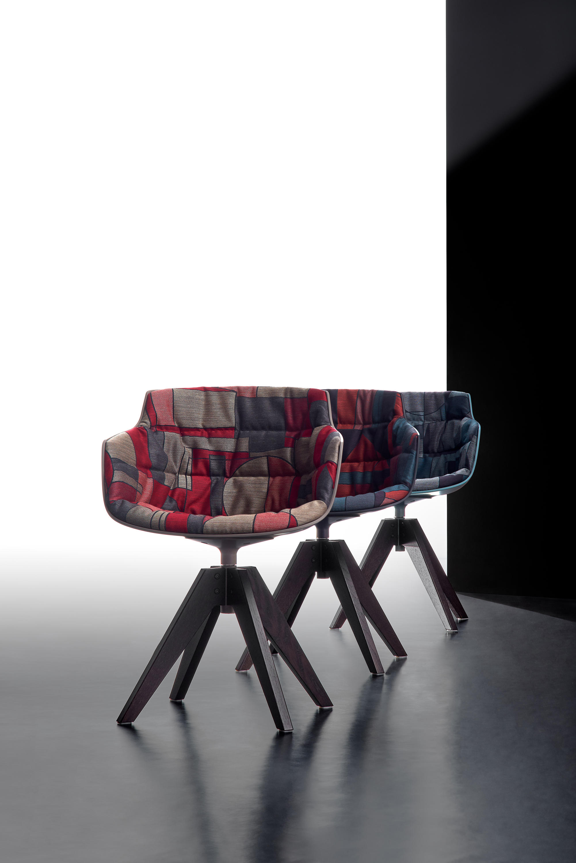 创意安博网页版 - 坐具|餐椅|办公安博网页版|安博anbo（中国）安博网页版|FLOW SLIM COLOR  洽谈椅/餐椅