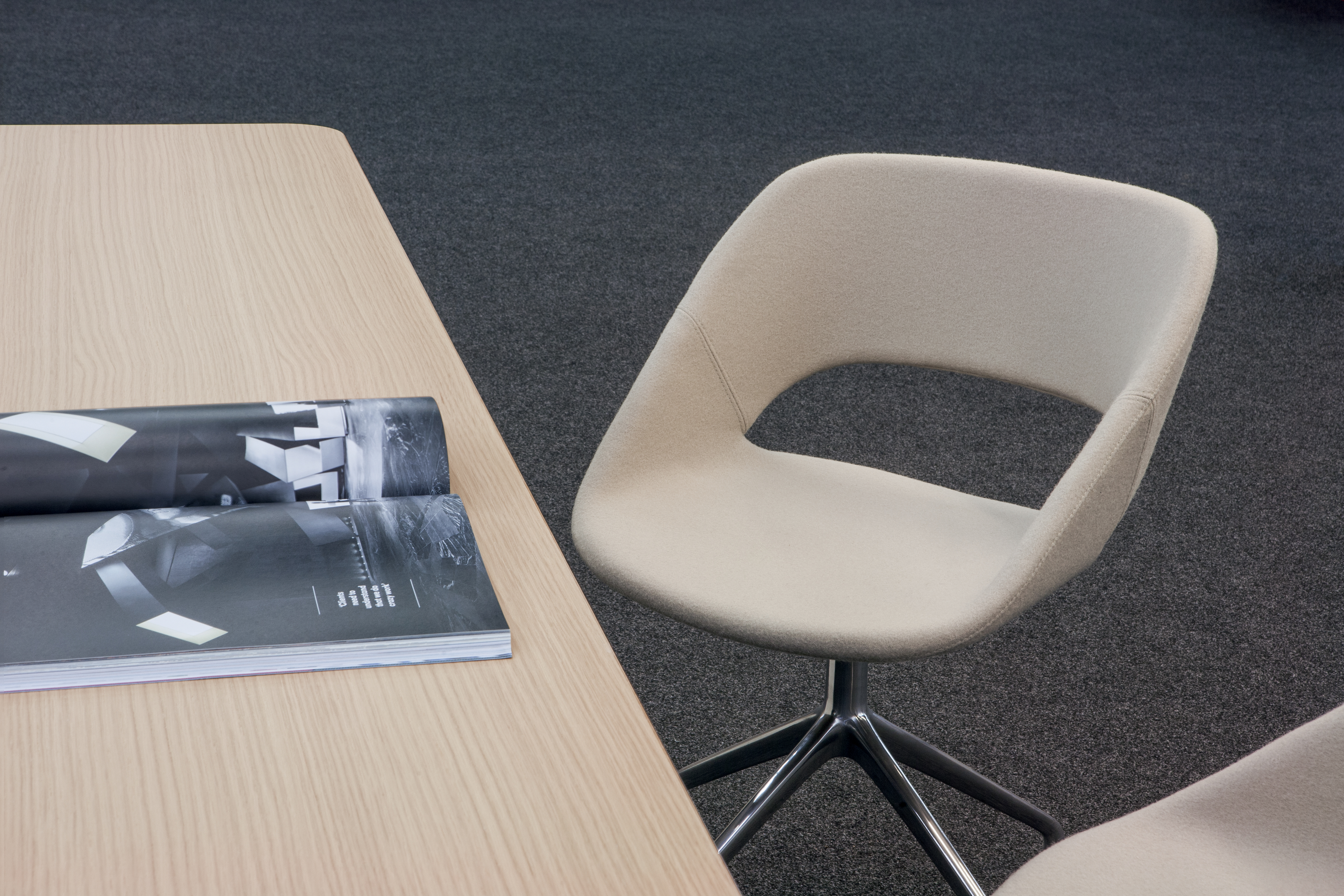 创意安博网页版 - 坐具|办公椅|办公安博网页版|安博anbo（中国）安博网页版|Kabira 洽谈椅