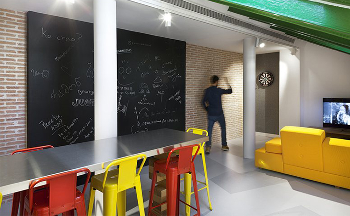 创意安博网页版 - 坐具|吧椅/凳子|办公安博网页版|安博anbo（中国）安博网页版|tolix宽背吧凳