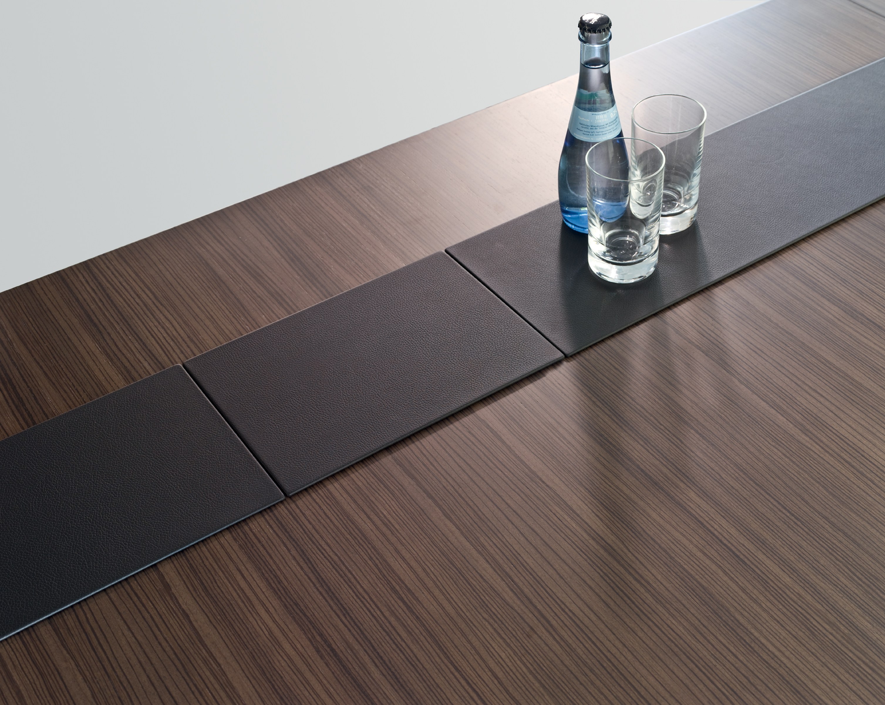 会议台|实木会议台|办公安博网页版|安博anbo（中国）安博网页版|Tune系列会议台