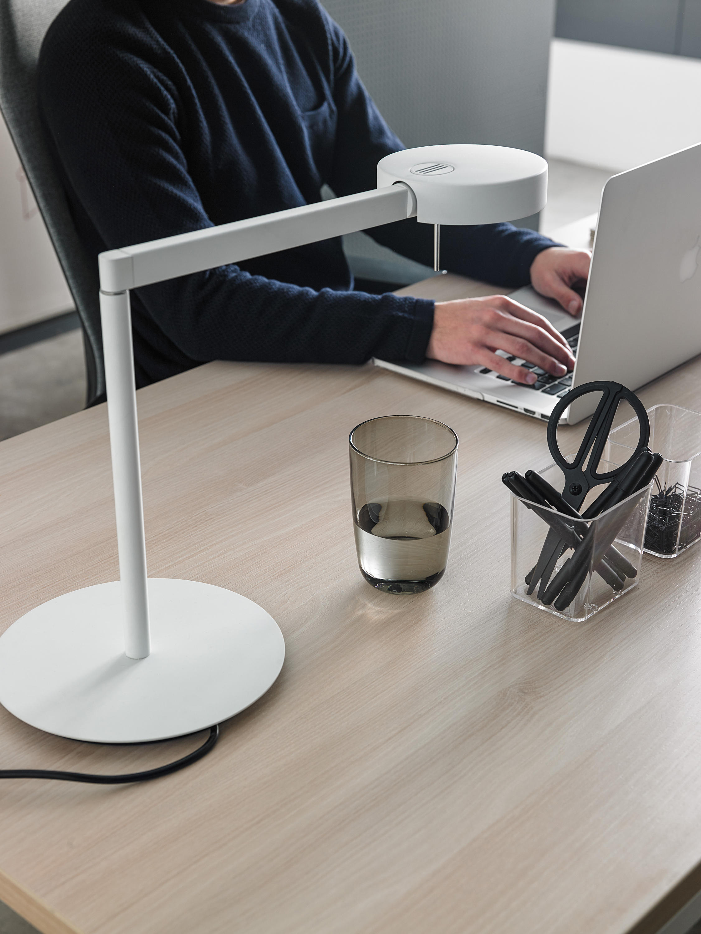 办公台|升降台|办公安博网页版|安博anbo（中国）安博网页版|流动性行政班台系列