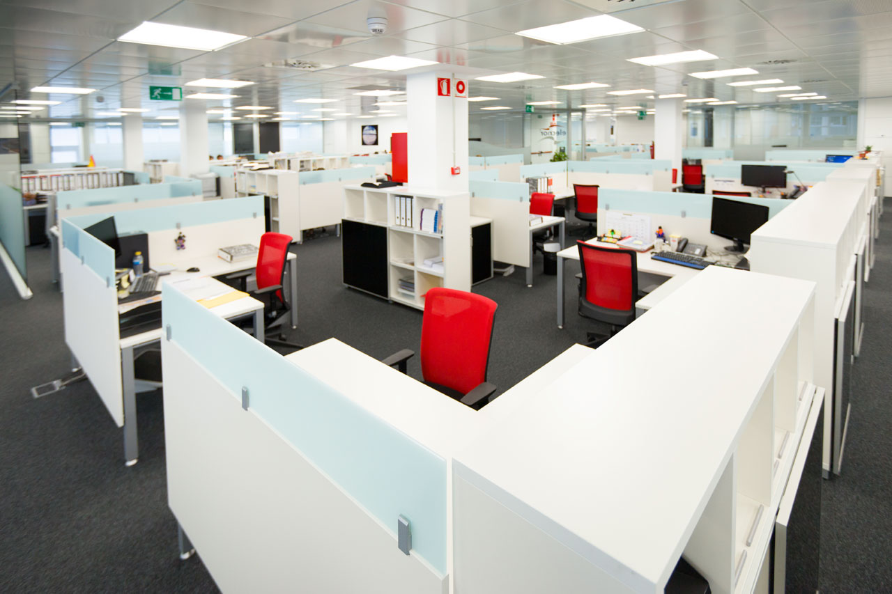 办公屏风|办公屏风系统|办公安博网页版|安博anbo（中国）安博网页版|VITAL 员工桌系列