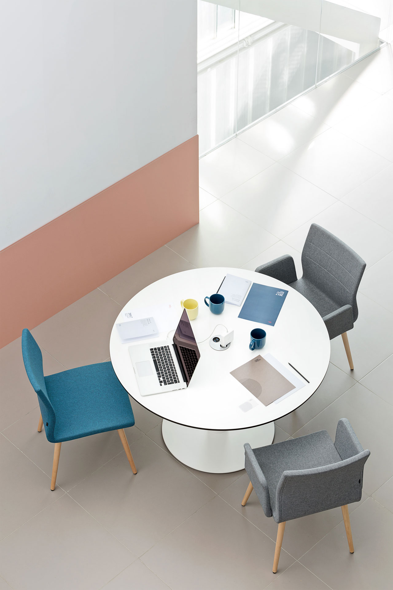 会议台|实木洽谈台|办公安博网页版|安博anbo（中国）安博网页版|TABULA 洽谈台系列