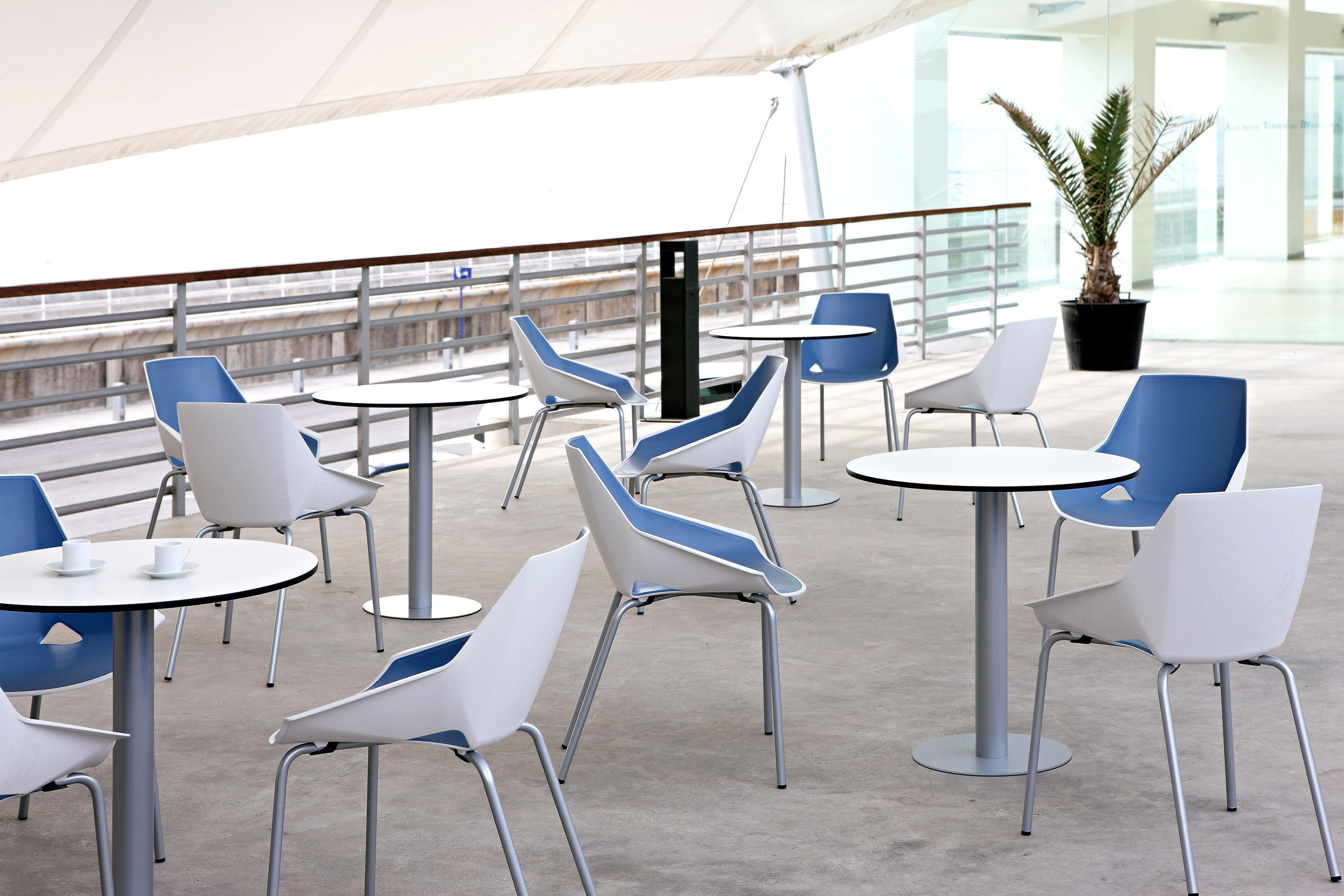 会议台|实木洽谈台|办公安博网页版|安博anbo（中国）安博网页版|TABULA 洽谈台系列