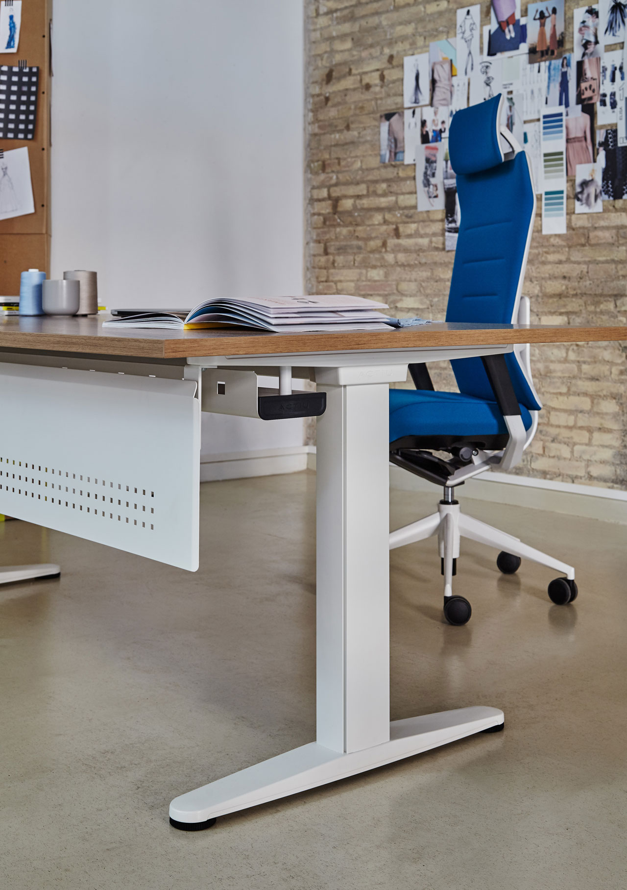 办公椅|现代真皮中班椅|办公安博网页版|安博anbo（中国）安博网页版|TNK FAMILY 大班椅系列