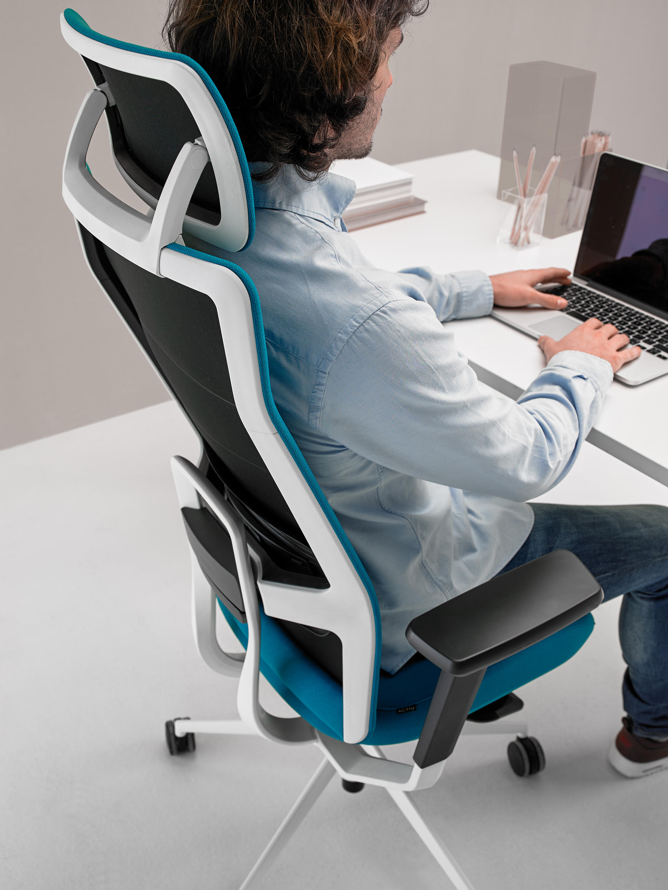 办公椅|现代真皮中班椅|办公安博网页版|安博anbo（中国）安博网页版|TNK FAMILY 大班椅系列