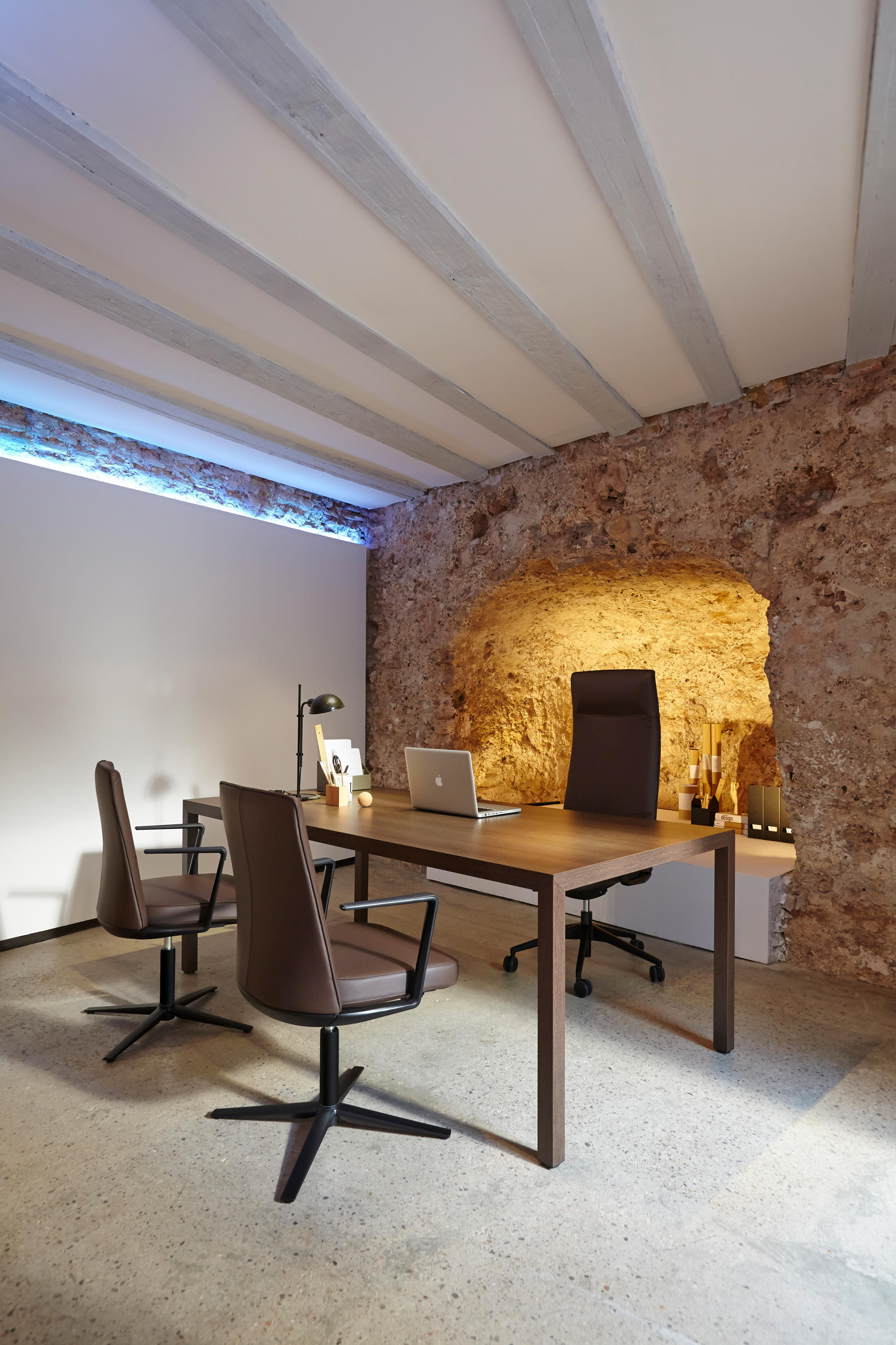 办公椅|现代真皮中班椅|办公安博网页版|安博anbo（中国）安博网页版|CRON 大班椅系列