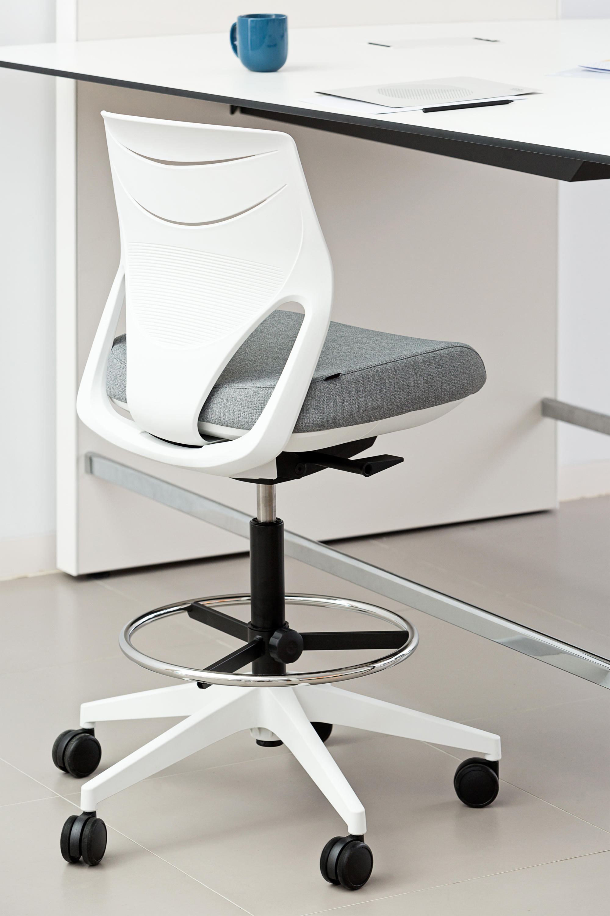 办公椅|高脚椅|办公安博网页版|安博anbo（中国）安博网页版|EFIT 高脚会议椅系列