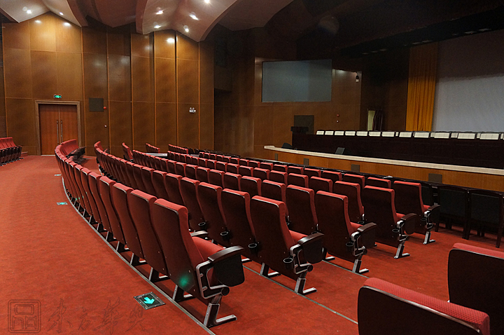 龙岗区委会议室安博网页版