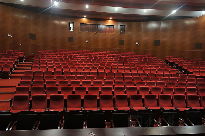 龙岗区委会议室安博网页版